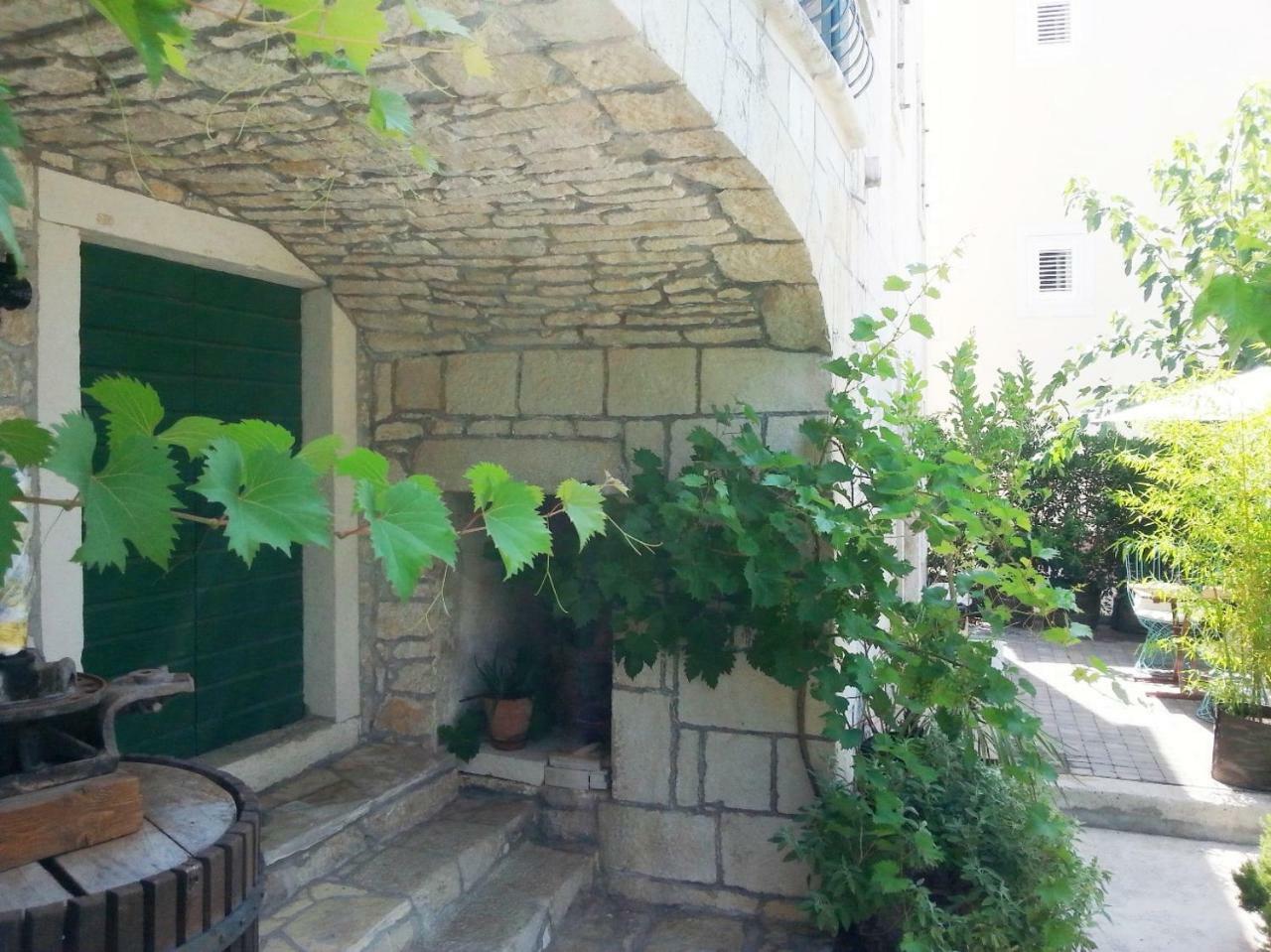 villa NIKOLA Brela Esterno foto